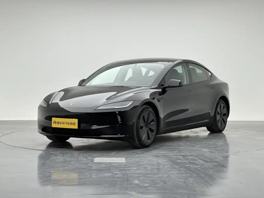 Tesla Model 3 Long Range