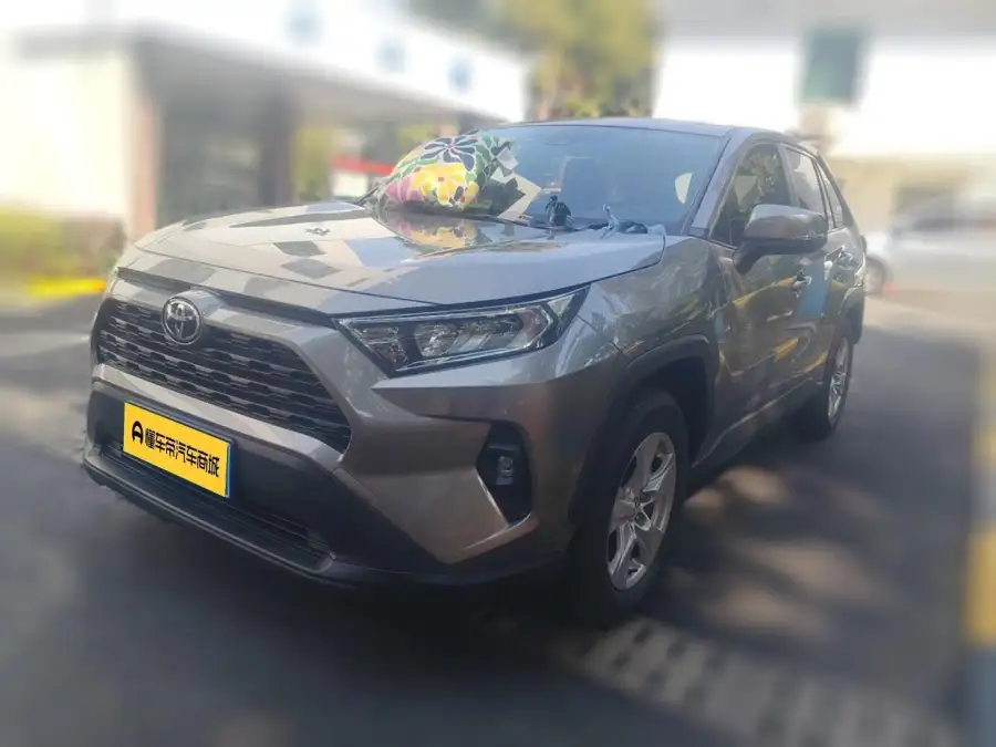 Toyota RAV4 2.0L CVT 2WD