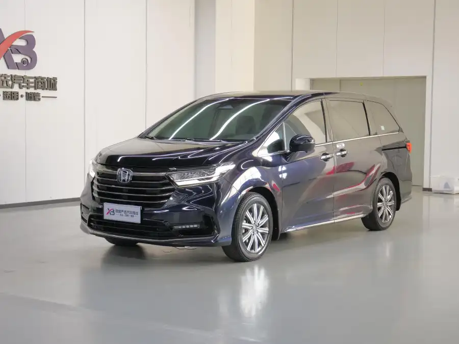 Honda Odyssey 2.0L e:HEV · Smart