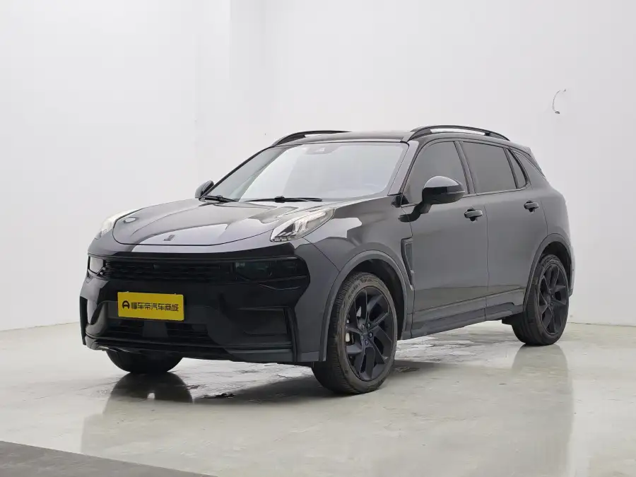 Lynk & Co 01 2.0TD 4WD