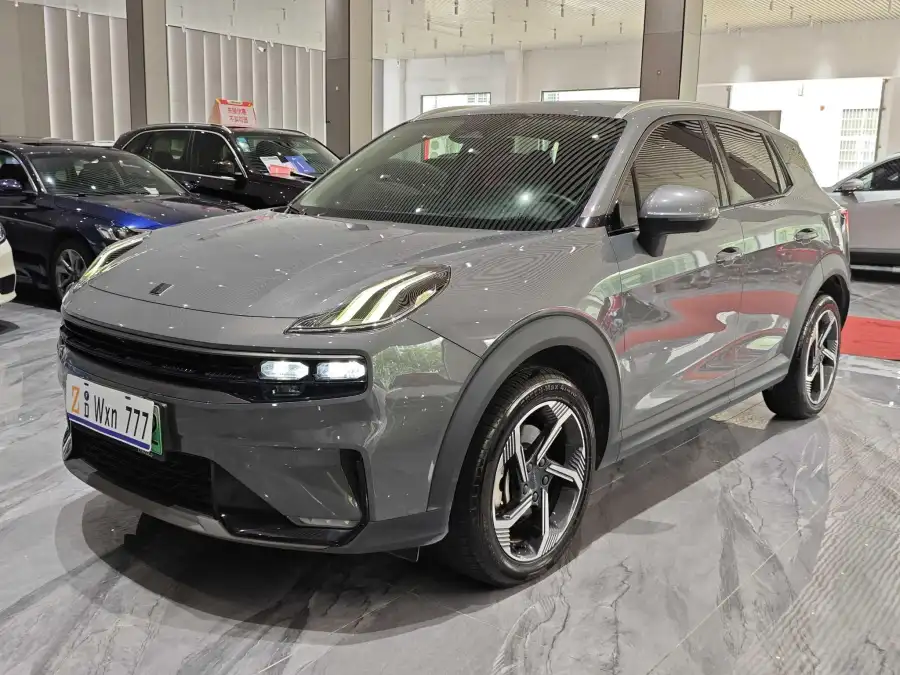 Lynk & Co 06 EM-P 84KM Pro
