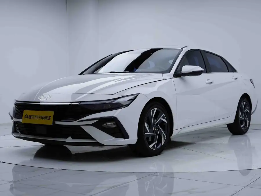 Hyundai Elantra 1.5L CVT GLX Elite