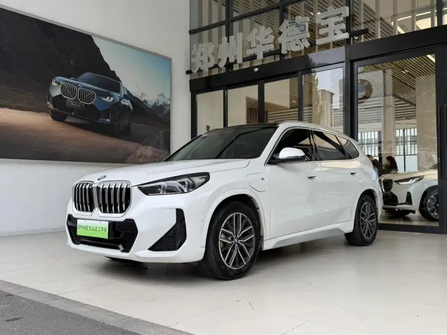 BMW iX1 eDrive25L X