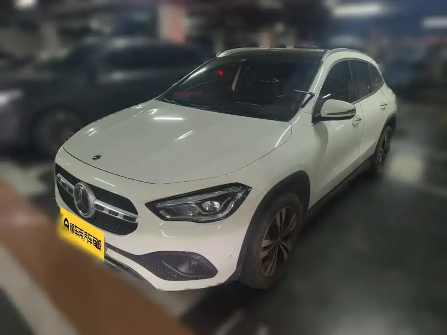 Mercedes-Benz GLA GLA 220