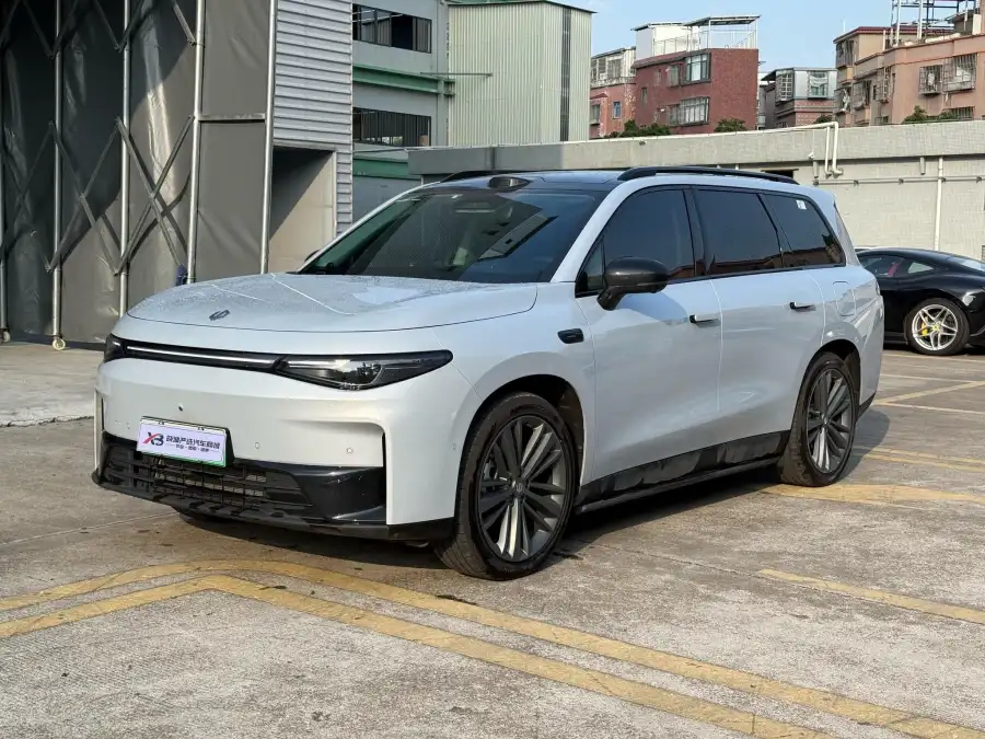 Leapmotor C16 280 6 мест