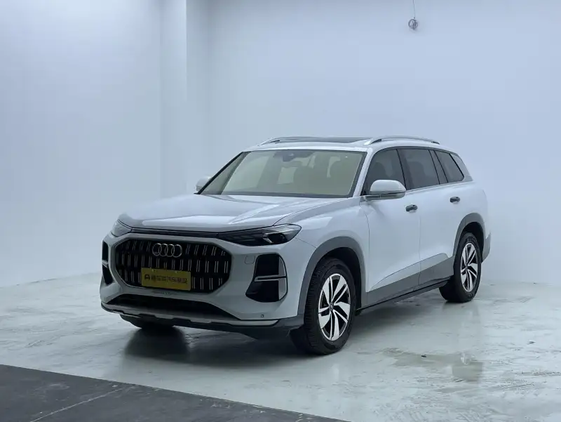 Audi Q6 40TFSI quattro Light
