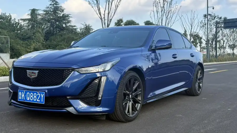 Cadillac CT5 28T