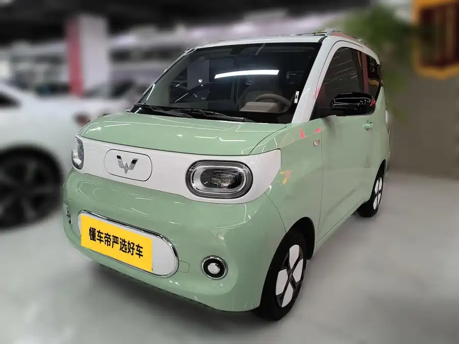 Wuling Hongguang MINIEV 215km