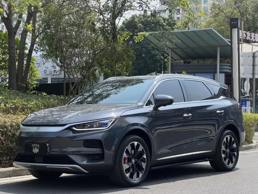 BYD Tang EV 730KM