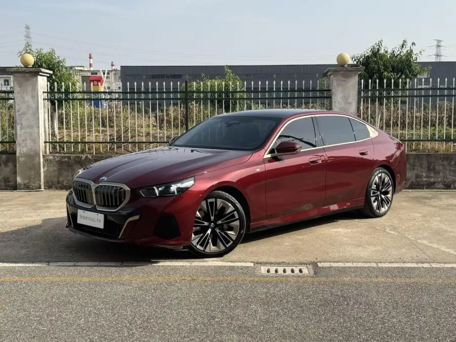 BMW 5 Series 530Li M