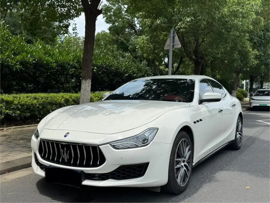 Maserati Ghibli 2.0T