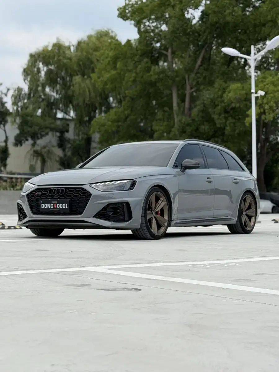 Audi RS 4 RS4 2.9T Avant