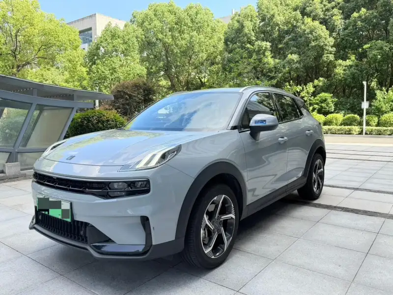 Lynk & Co 06 EM-P PHEV Remix Hero