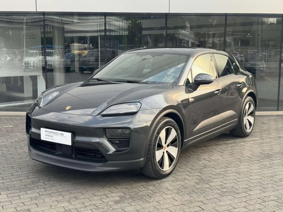 Porsche Macan EV Macan 4