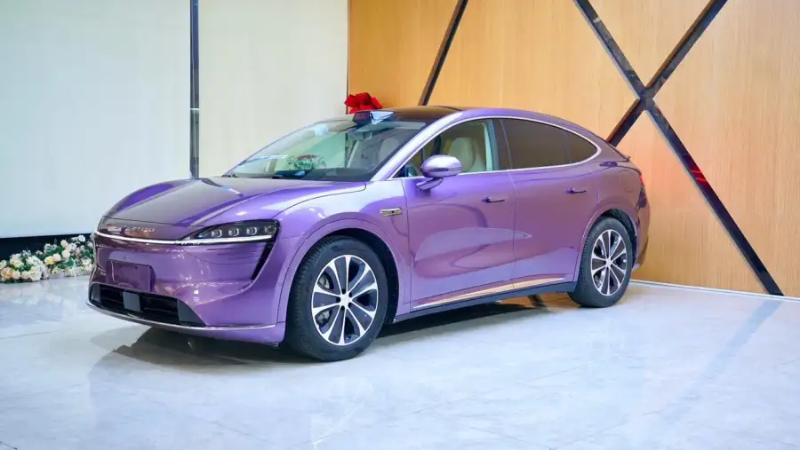 Luxeed R7