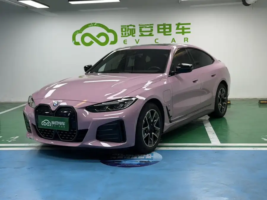 BMW i4 eDrive40