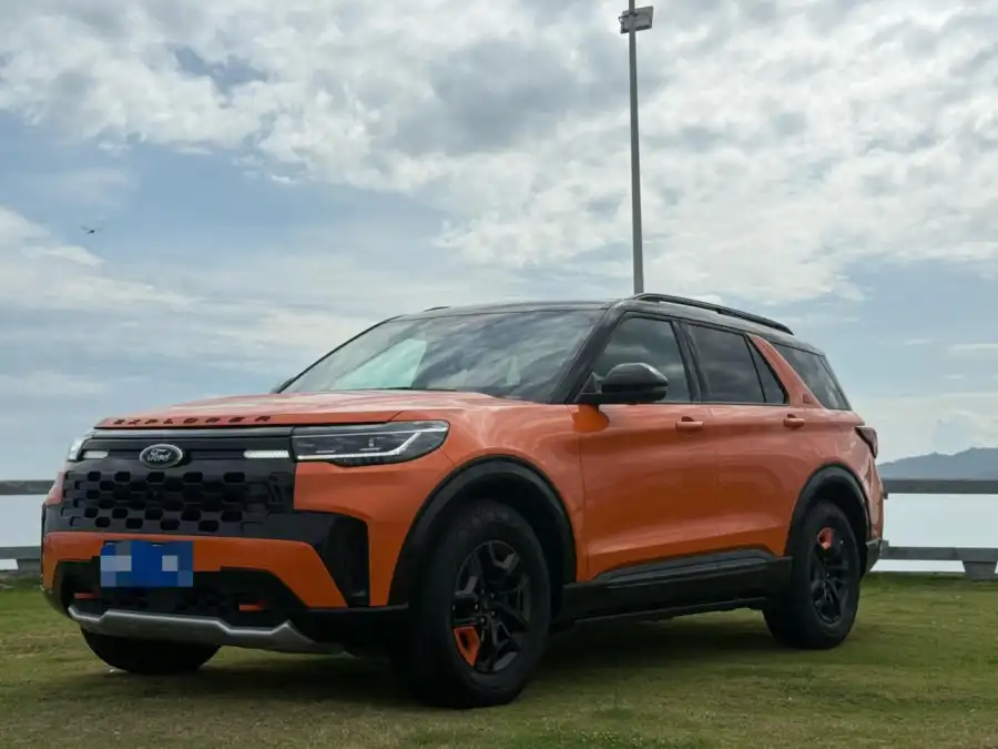Ford Explorer 2.3T EcoBoost 4WD 7 мест