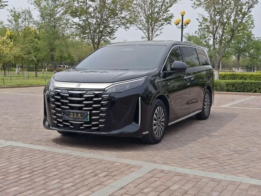 BYD Xia DM-i 180KM