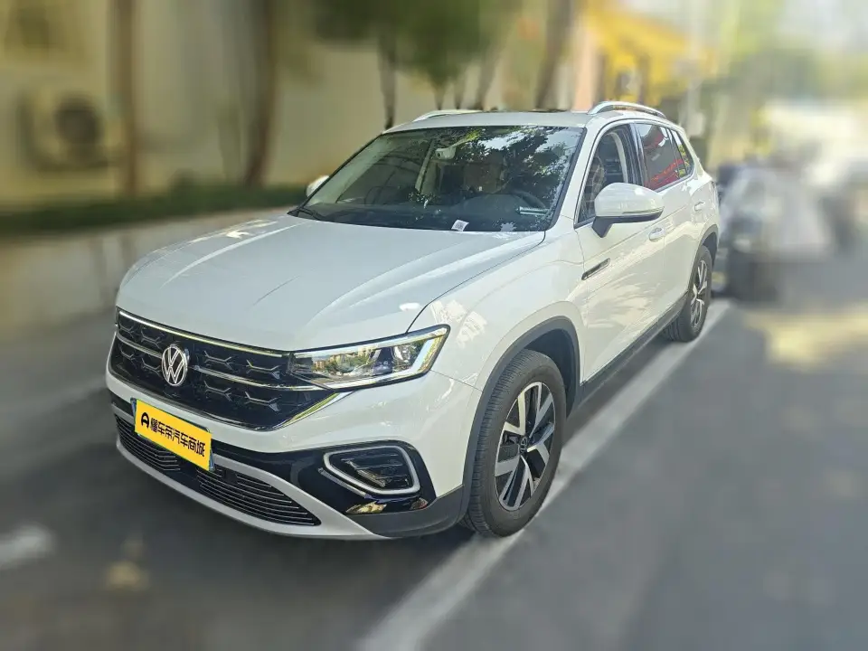 Volkswagen Tayron 330TSI 2WD Plus
