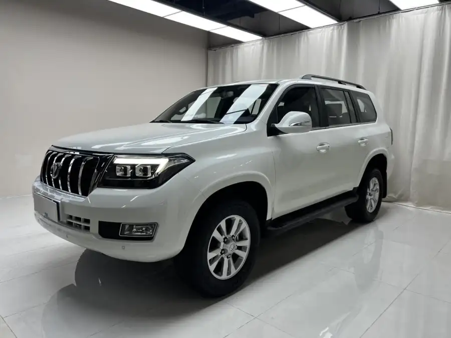 Hengtian L4600 4.6L V8