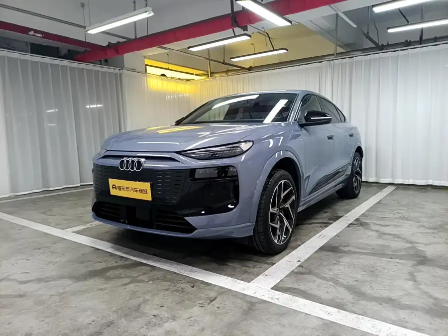 Audi Q6L Sportback e-tron