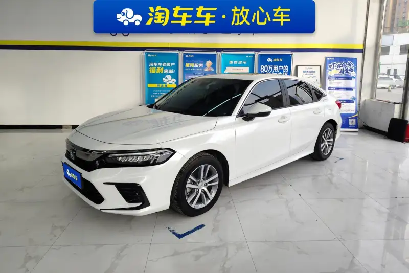 Honda Civic 240TURBO CVT ·C