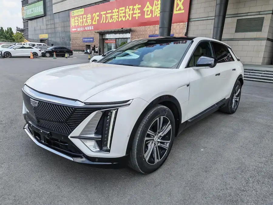 Cadillac IQ Lyriq RWD Long Range Premium