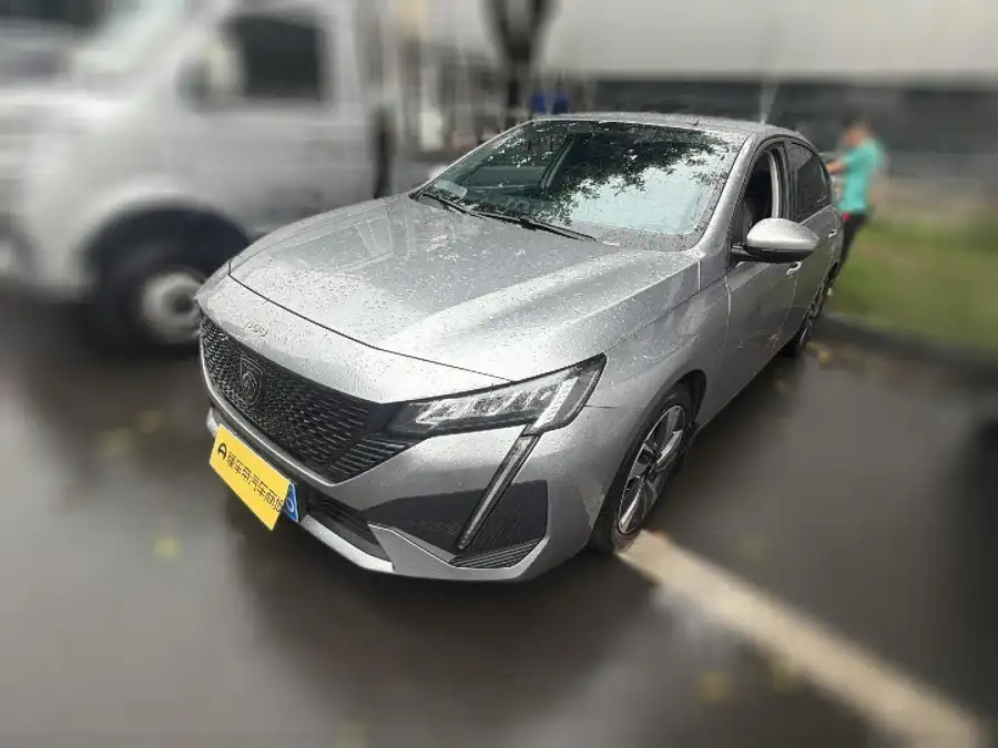 Peugeot 408 1.6T
