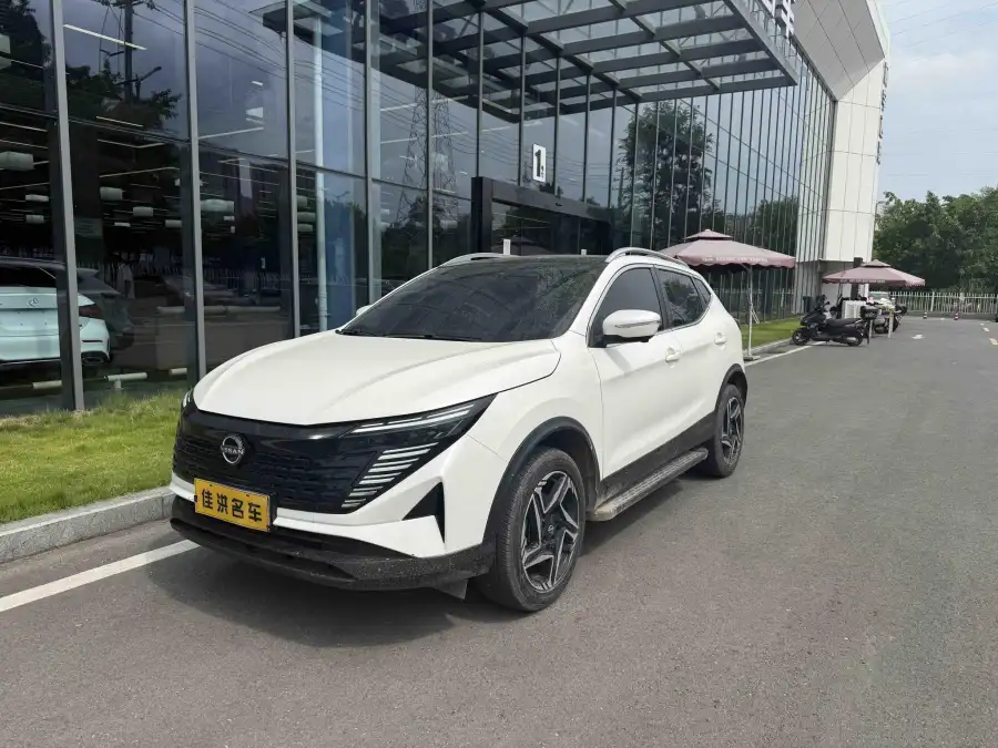 Nissan Qashqai 2.0L CVT XV+ Lead