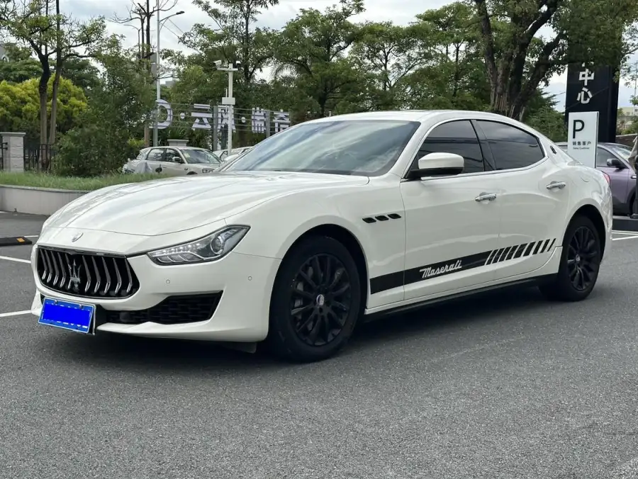 Maserati Ghibli 2.0T GT