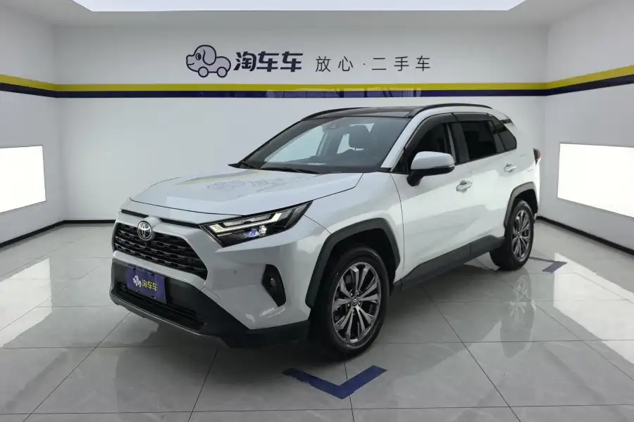 Toyota RAV4 2.0L CVT 2WD PLUS
