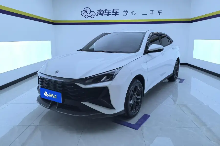 Dongfeng Aeolus Yixuan 1.5L Luxury