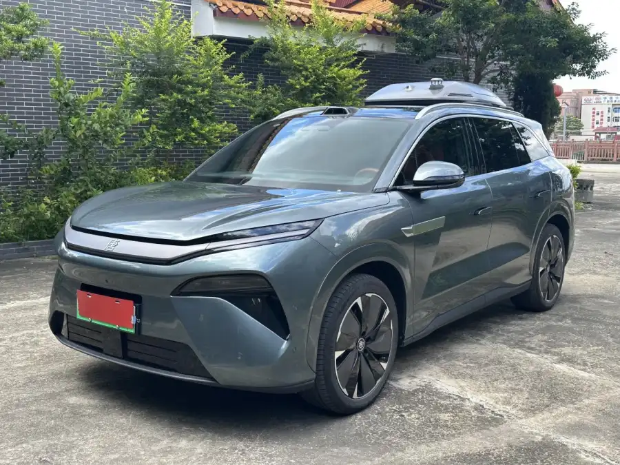 BYD Tang L DM DM-p 175KM 4WD