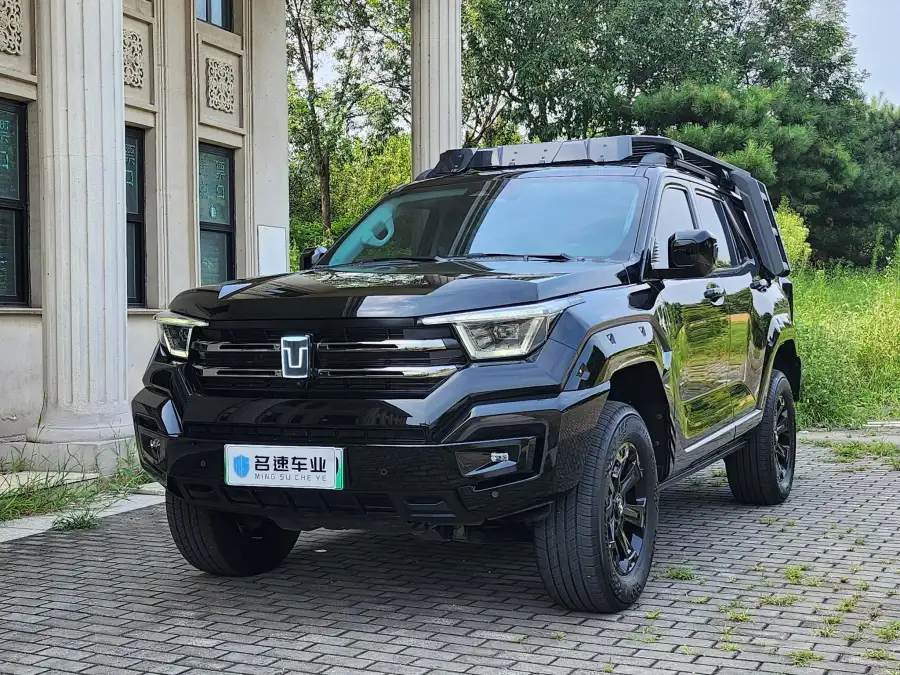Tank 400 Hi4-T Off-road