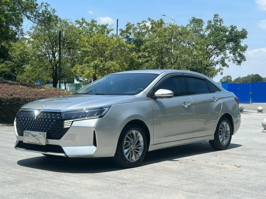 Venucia D60 PLUS 1.6L XL CVT