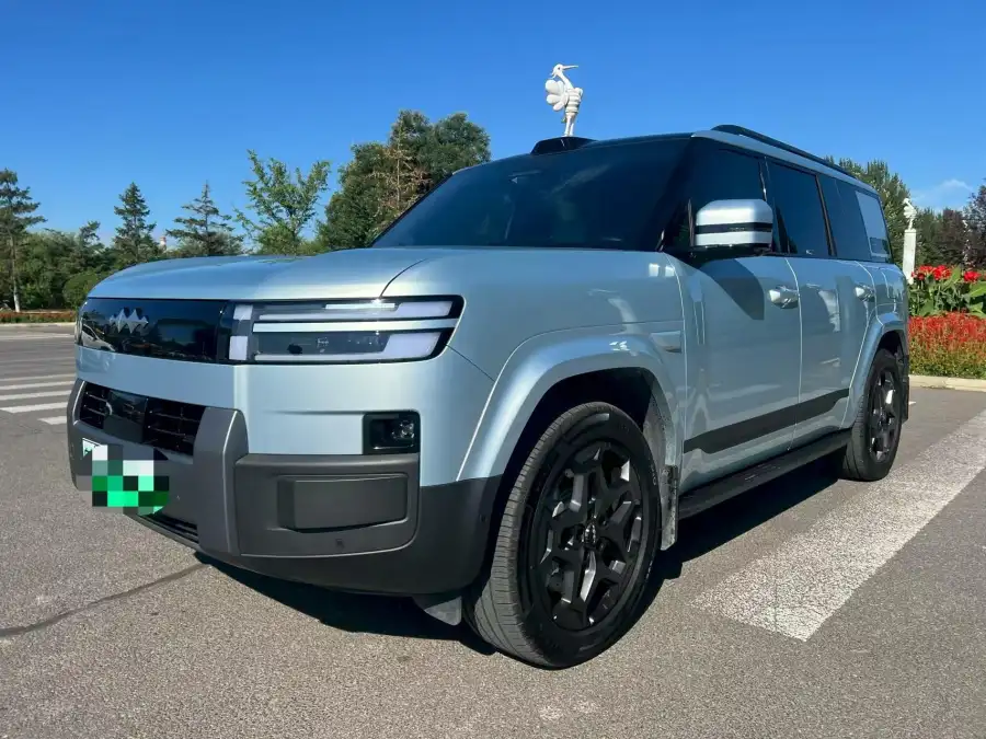 Fangchengbao Tai 7 PHEV 190KM 4WD Ultra