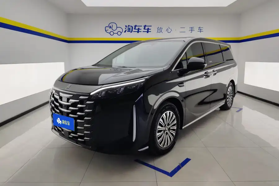 BYD Xia DM-i 180KM