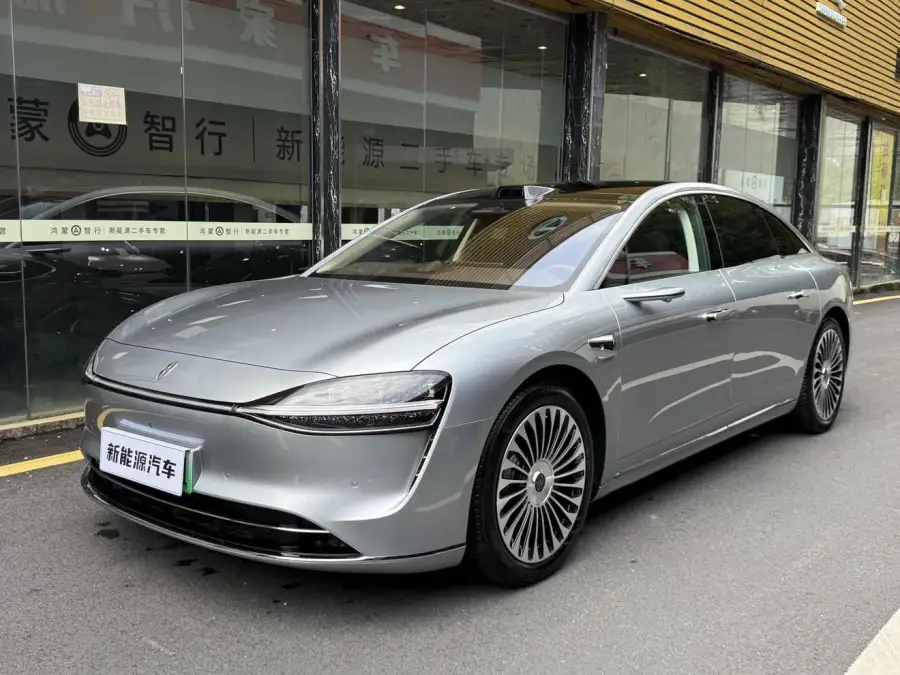 Stelato S9 Ultra RWD 53kWh