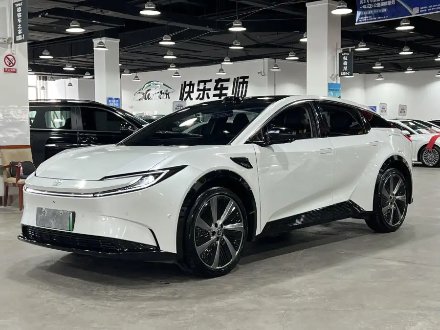 Toyota bZ5