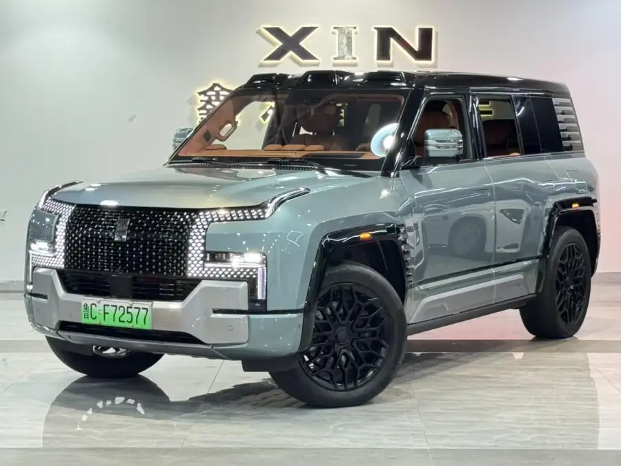 Yangwang U8 Luxury