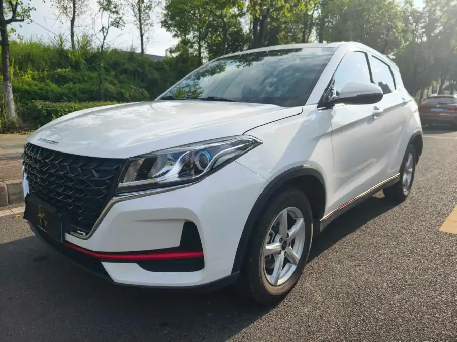 Dongfeng Fengon 500 1.5L