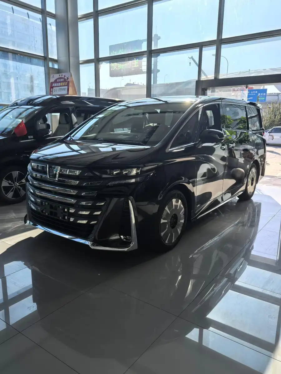 Toyota Vellfire 2.5L 4WD