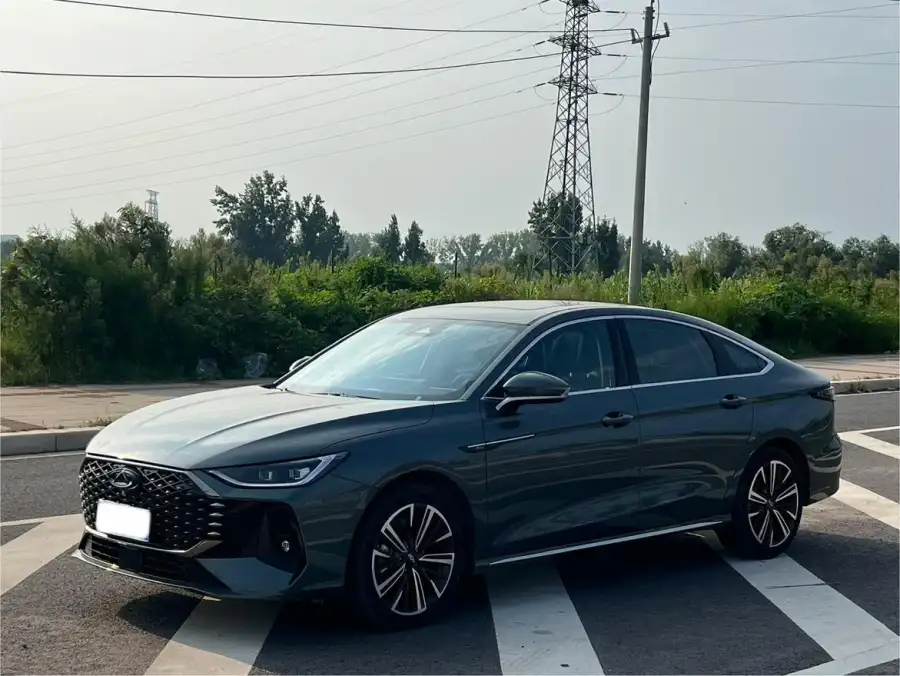 Chery Arrizo 8 PRO 1.6T DCT Luxury +