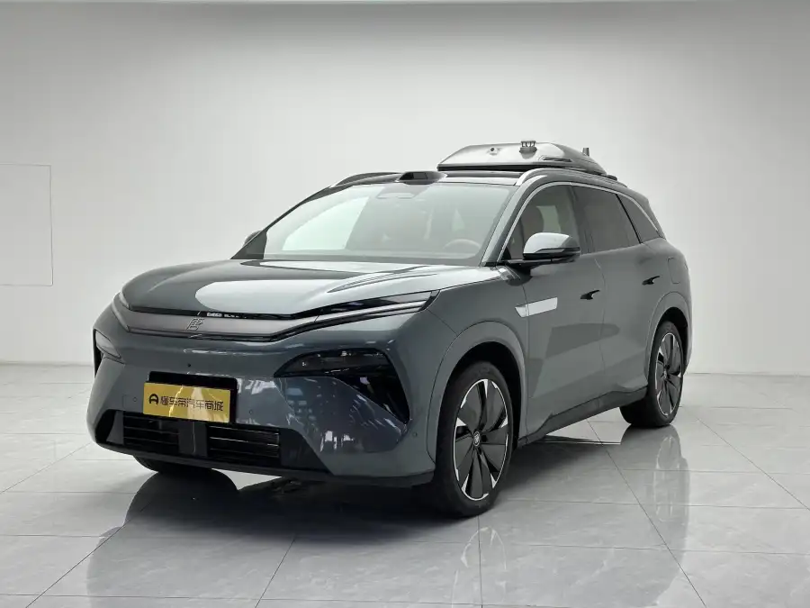 BYD Tang L DM DM-p 175KM 4WD