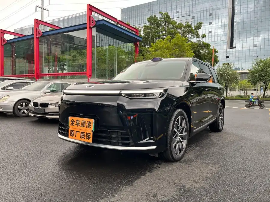 GAC Trumpchi Xiangwang S9 Ultra 6 мест