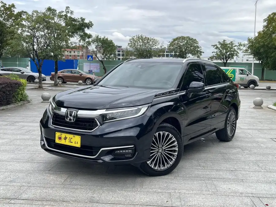 Honda Avancier 370 TURBO 9AT AWD