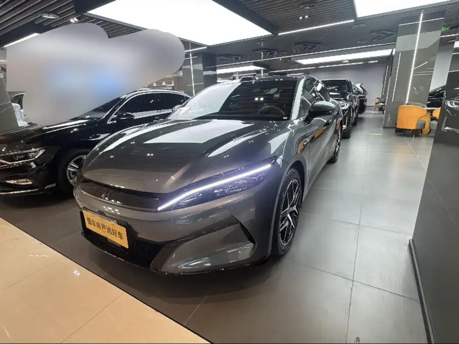 BYD Han L DM DM-p 180KM 4WD Flagship