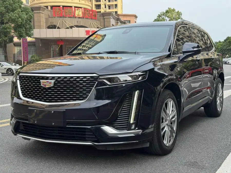 Cadillac XT6 2.0T 6 мест 4WD Luxury