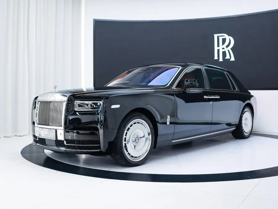 Rolls-Royce Phantom 6.7T