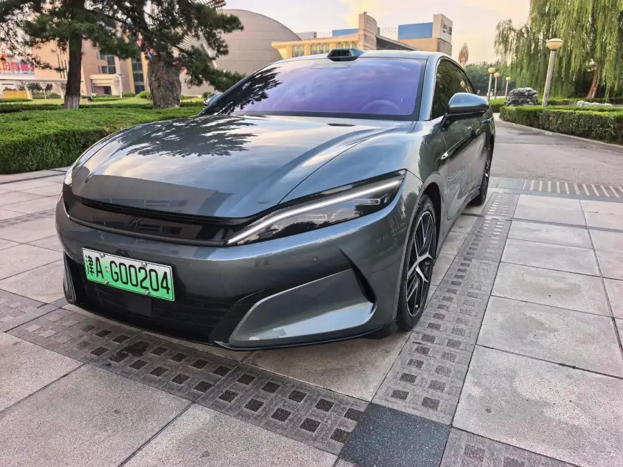 BYD Han L DM DM-p 180KM 4WD Flagship